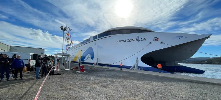El China Zorrilla de BUQUEBUS : ya llega a Uruguay