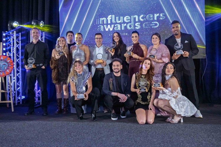 Influencers: las nuevas voces que inspiran viajes, compras y decisiones cotidianas