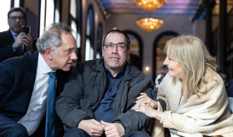 Buquebus presentó su ferry eléctrico y una campaña turística que mira al 2025